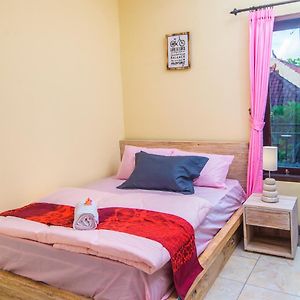 Standard Zimmer mit Kingsize-Bett
